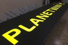 Insegne Luminose Pesco
